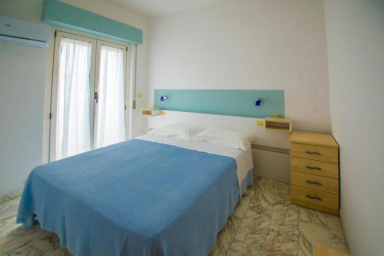 Albergo Il Veliero Pineto Exterior photo
